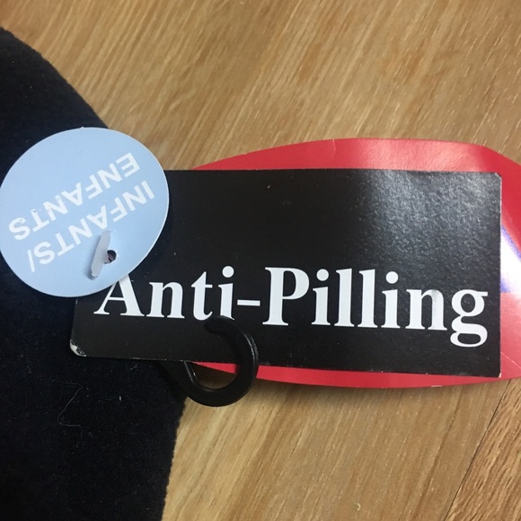 Baby hat mitt combo - Picture 3 of 6